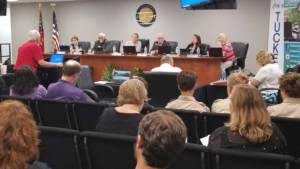 Public comment at a city council meeting